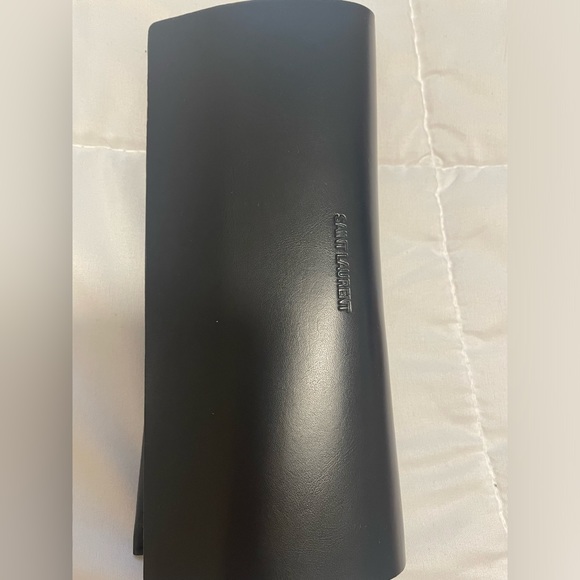 YSL - Picture 3 of 8